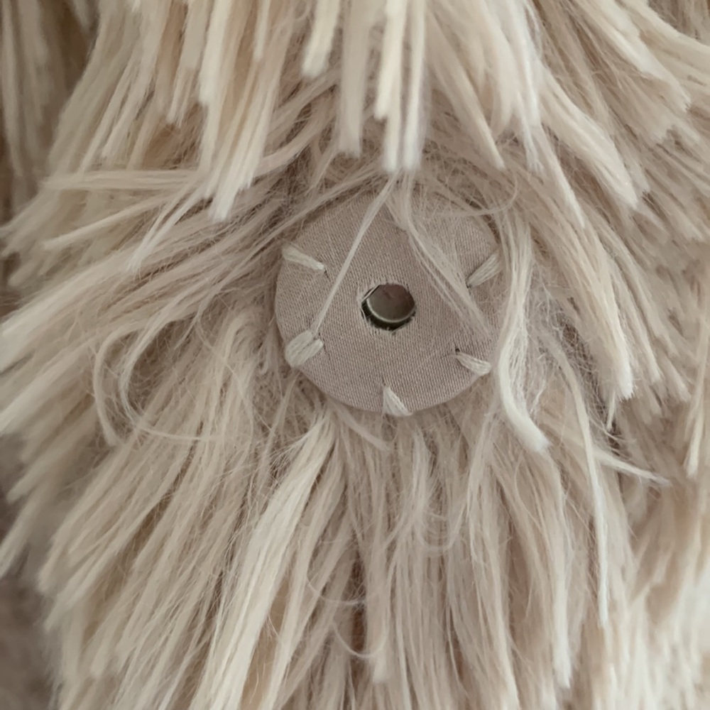 Winter Off white Faux Fur Jackets Size M - Picture 11 of 16
